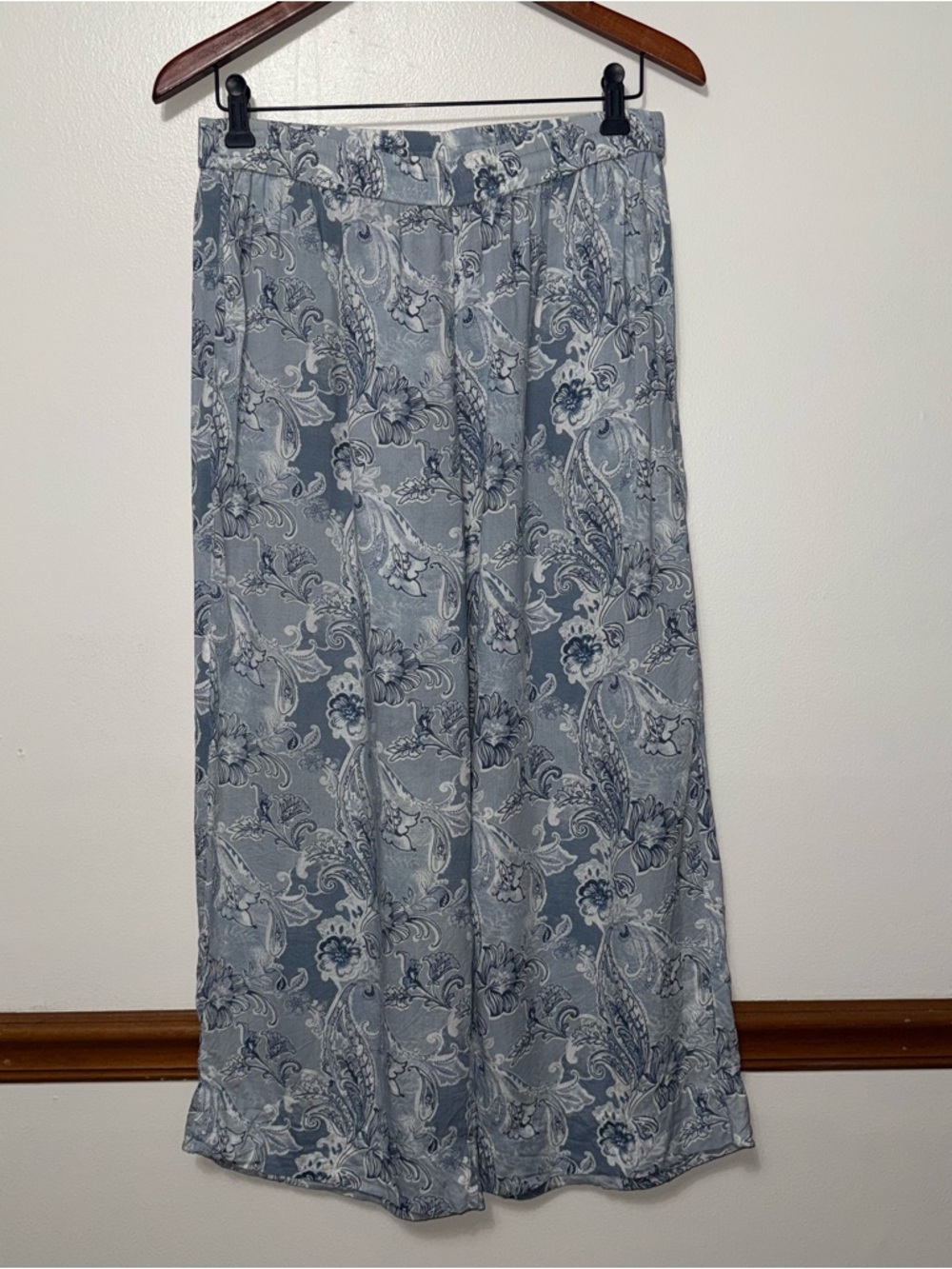 Akkriti by Pantaloons Modal Blue Floral Paisley Wide-Leg Pants Women’s Large - Picture 3 of 10